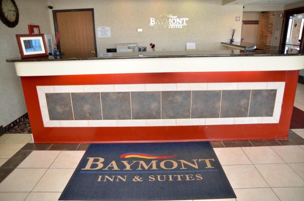 Baymont By Wyndham פורט הורון מראה חיצוני תמונה